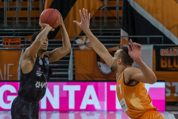 他们被要求 他们被要求